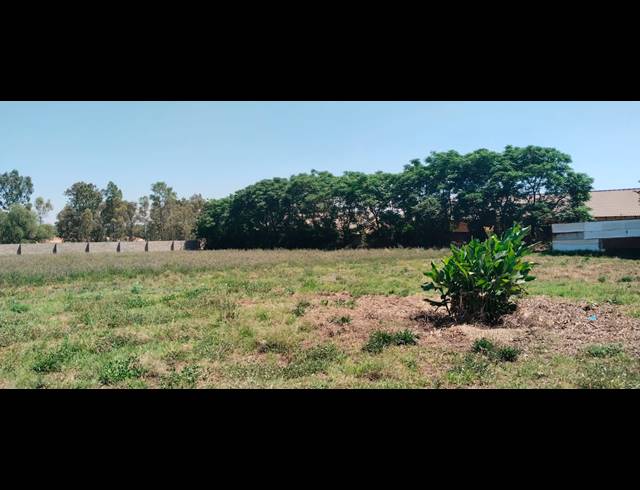 5,620M² VACANT LAND FOR SALE IN RIVERSDALE